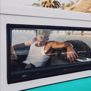 Meet your Posher, Abigail